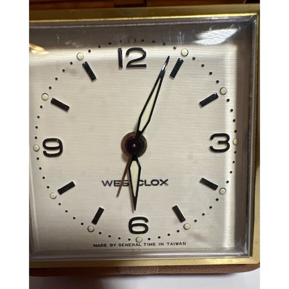 Wesclox Travel Alarm Clock Foldable Brown Faux Leather Case Taiwan Manual Wind - Picture 3 of 8